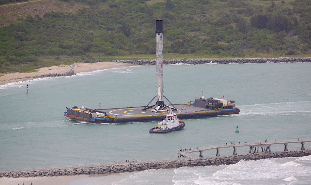 Falcon 9 Returns to Port After Crew Dragon Launch-Of Course I Still Love You-techinfoBiT